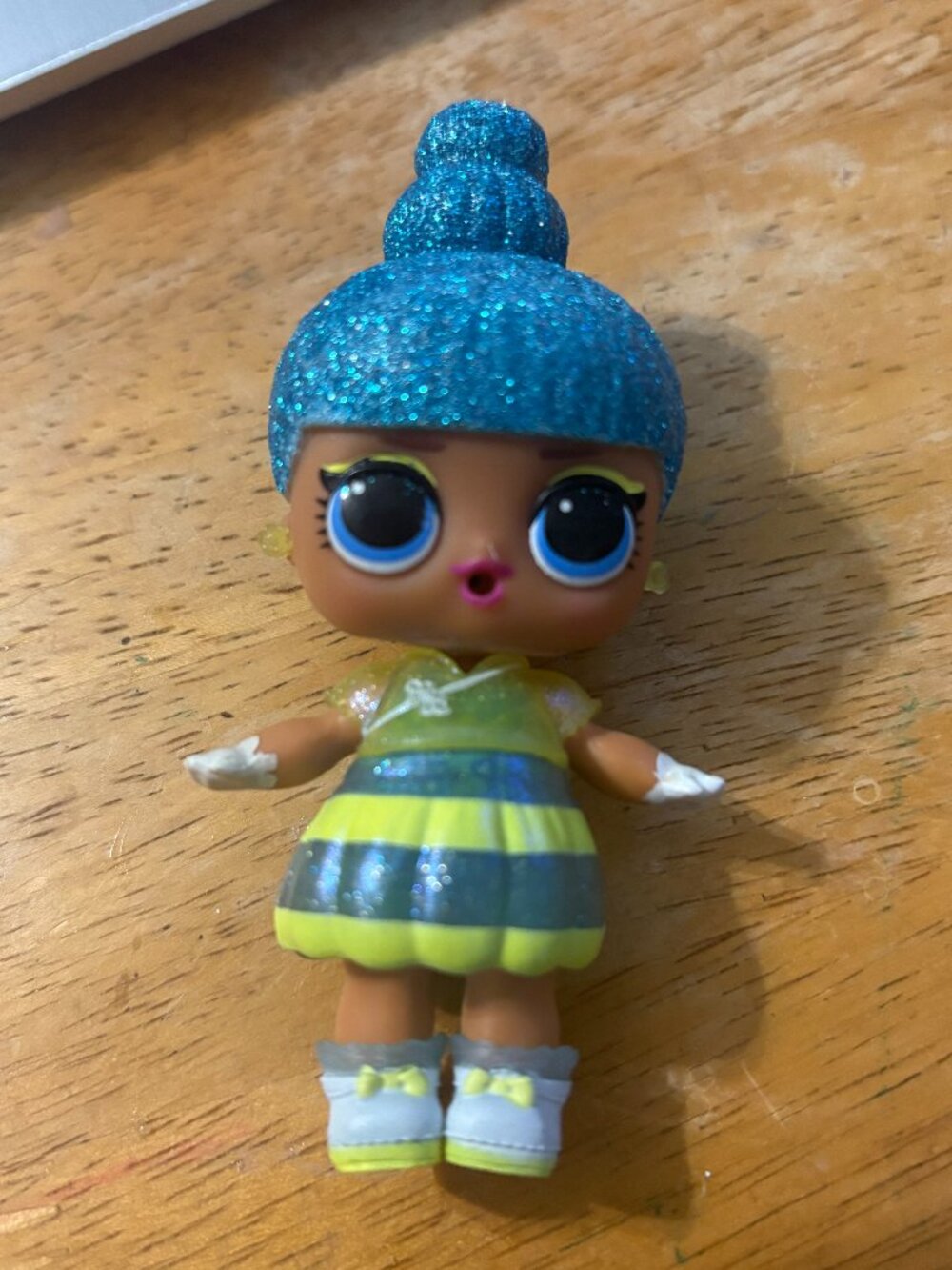 LOL Surprise Doll 'LaCrystal' Glittery Blue Hair Green Yellow Dress